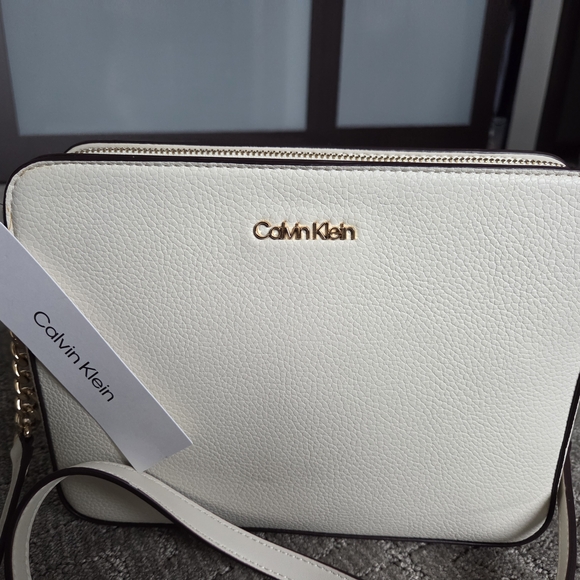 Calvin Klein Handbags - Calvin Klein Crossbody Bag